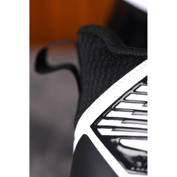 New! Size: 15 Men | Nike Alpha Menace Strong Football Cleats White/Black - Picture 15 of 16